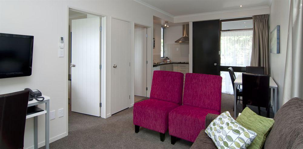 Breakwater 4*